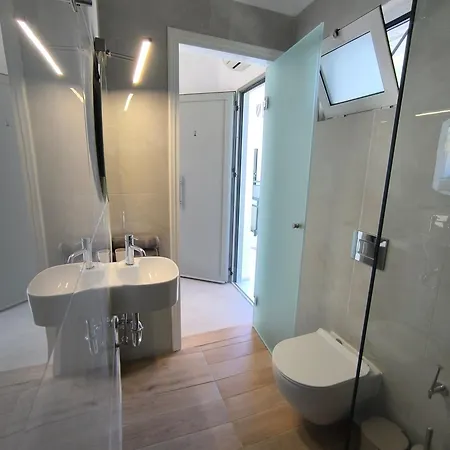 Apartament Ioannis Fotinos *