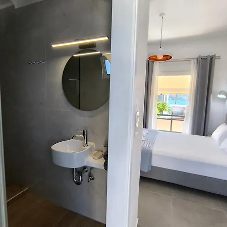 Ioannis Fotinos Apartment
